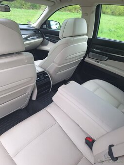 BMW 750I XDRIVE - 10