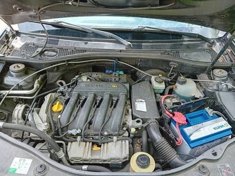 Dacia Duster 1,6i, 4x4 - 10