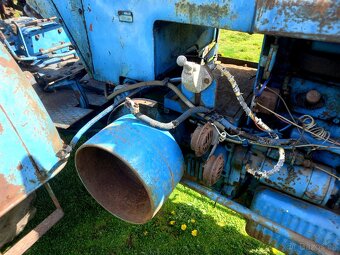 Zetor super 35, platné doklady, řemenice, veterán - 10