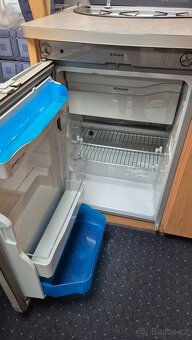 Pronájem karavan KNAUS sudwind 450, klima, pojezd... - 10