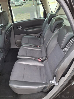 Renault Megane Scenic 2 1,5dci manuál 6g nová STK - 10