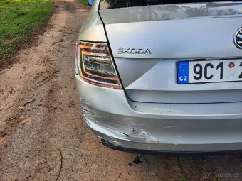 Škoda octavia 2,0 tdi 110 kw 2014 výbava - 10