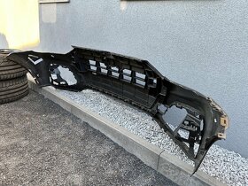 nárazník mřížka grill Audi SQ5 80A 20- S-line - 10