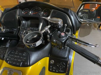 Honda GL 1800 GoldWing - 10