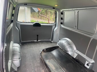 VW T5 Transporter LONG 2.0 Tdi DSG 180ps 2011 - 221.000 KM - 10
