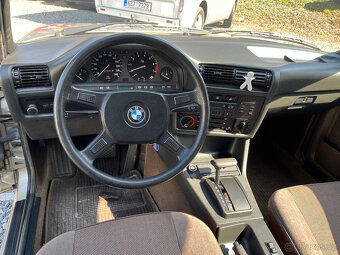 BMW  E30  316 i  75 Kw AUTOMAT - 10