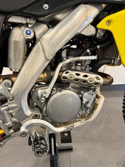 Suzuki rmz 250 - 10