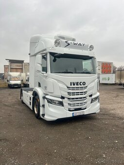 Náves KRONE 1.nápr. + Iveco S-Way Ťahač - 10