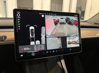 Tesla Model Y Long Range AWD rok 2021 - 10