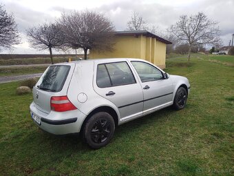 Volkswagen golf 1.4 16v 2003 nová STK - 10