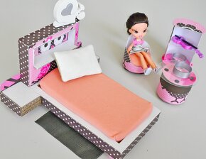 Nábytek pro panenky BRATZ i BARBIE – Dětský pokoj - 10