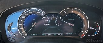 BMW Rad 5 540i A/T - 10