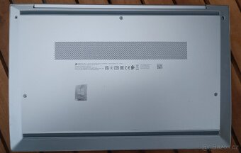 Pěkný notebook HP EliteBook 830 G8, 16 GB RAM / 256 GB NVMe - 10