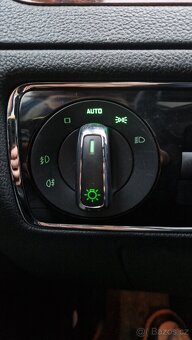 Superb 2 combi 2.0 TDI 4x4 125kW top stav - 10