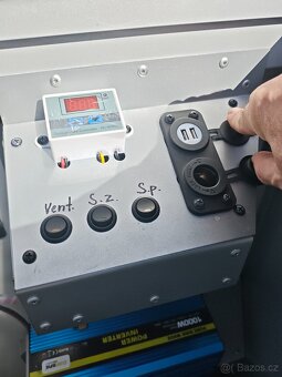 Dvouosý přívěs - 10