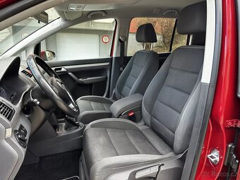 Volkswagen Touran 1.4 TSI 103kW Freestyle Navi Xenony 7 míst - 10