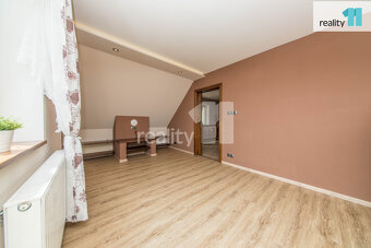 Prostorný dům 4+1 258 m2, pozemek 956 m2, Příbram ul. Aloise - 10