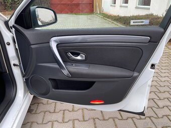 Renault Laguna 3, 1.5dci/81kw, pěkný vůz - 10
