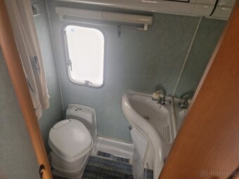 Ford Transit 2.5 td - 6 míst - klimatizace - tažné - 10