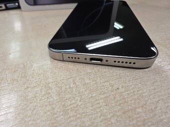 Apple iPhone 16 Pro Max, 256GB - 10