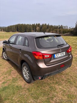 Mitsubishi ASX - 10