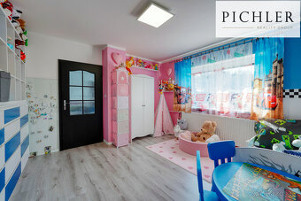 Prodej bytu 3+1, 67 m², Bavoryně - 10