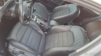 Volkswagen Golf VII combi 2.0 TDI Bluemotion - 10