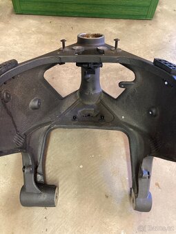 Rám s CZ doklady DUCATI Monster 937 2021-2025 - 10