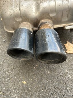 Bmw f11 530xd 190kw po dilech - 10