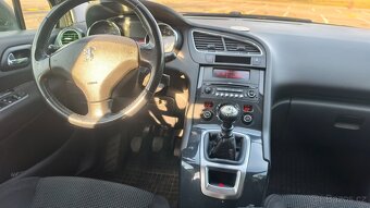 Peugeot 5008 1.6Hdi 7-mistny - 10