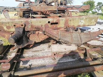 V3S náhradní díly - 10