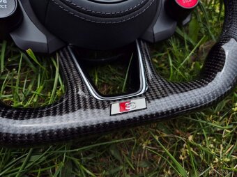KARBONOVY VOLANT AUDI so ŠTART/STOP DRIVE SELECT - 10