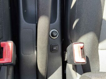 Škoda Roomster 1.2TSi ,  63 kW benzín, 2013 - 10