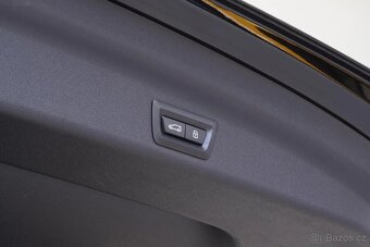 BMW X1, Xdrive23d,M-Paket,DPH,PAMĚTI - 10