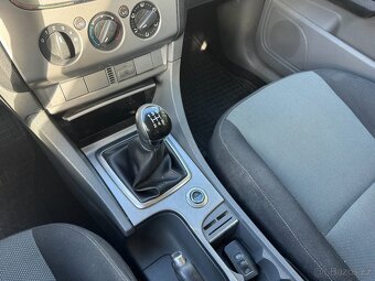 Ford Focus 1,6i 74KW, MANUÁL, KLIMA, TAŽNÉ, CENTRÁL - 10
