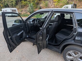 Suzuki Vitara 1.6 VVT, 88kW, benzín, rok  2016.... - 10