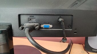 Prodám počítač HAL 3000 + monitor Acer - 10
