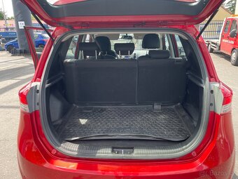 HYUNDAI iX20 ČR 1Majitel 1.6i CVVT 92KW 8/2015 - 10