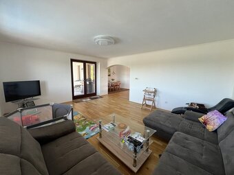 Prodej RD (4+1/3kk), bazén, 1 306m2 pozemek, Zaječice u Chru - 10