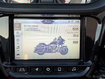 INDIAN CHALLENGER DARK HORSE CUSTOM - 10