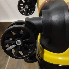 Dětský cestovní kufr - 3D obrázek, zámek - nové - 10