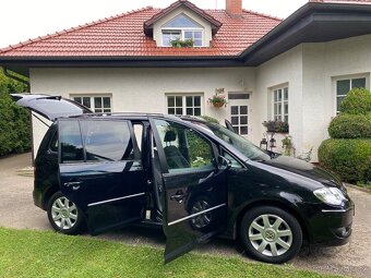 VW Touran 1,4 TSI 103 KW 7 míst nové rozvody - 10