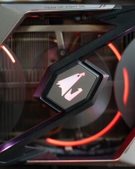 MINI HERNÍ PC - Core i7-9700K / 16GB / RTX 2080 / 1TB SSD - 10