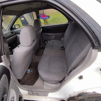 Subaru impreza 1.6 - 10