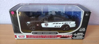 Modely aut 1/24 - Motormax 2 - 10