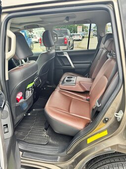 Land Cruiser 150, 83tkm, 2015, EXECUTIVE hněd.metal. - 10