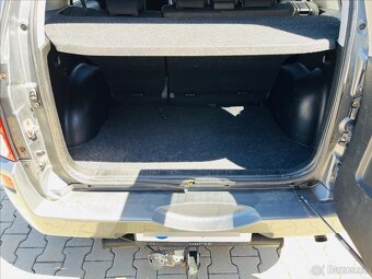 Suzuki Grand Vitara 1,9 DDIS 4x4  TAŽNÉ, NAVI, VÝHŘEV (2006) - 10