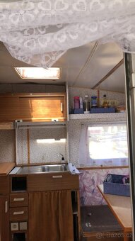 Karavan na pevné stání - 10