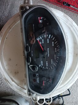 Díly Suzuki Burgman 2001 - 10