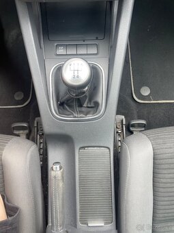 VW Golf V - 10
